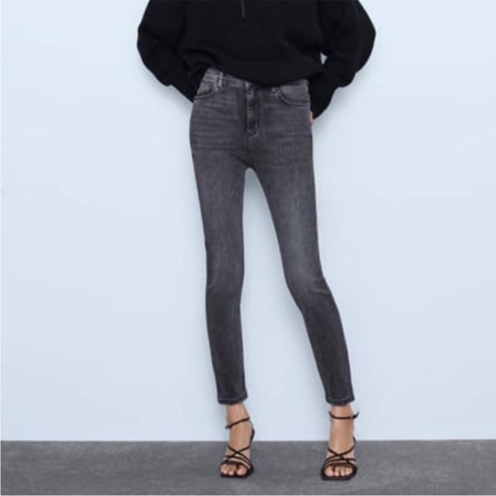 Zara the high waist skinny jeans in astra black